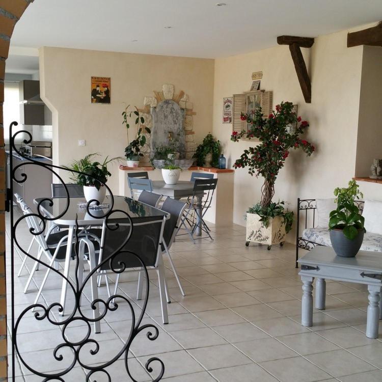 Domaine Christanna Bed & Breakfast Lisle-sur-Tarn Exterior photo